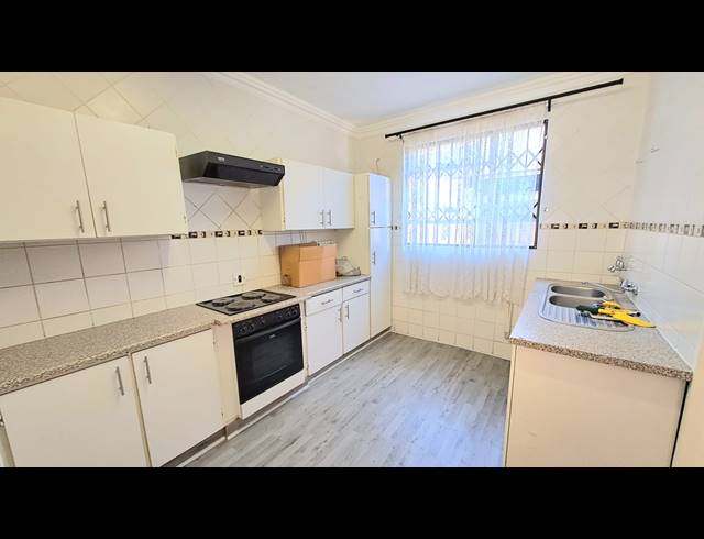 3 BEDROOM TOWNHOUSE FOR SALE IN THREE RIVERS PROPER